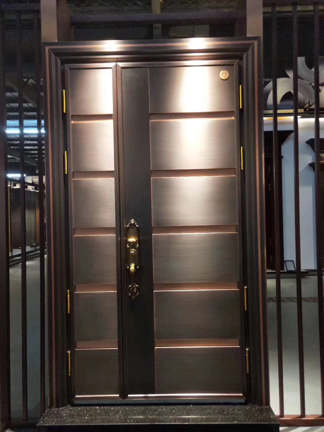 2020離石繁華盛世銅門(mén)